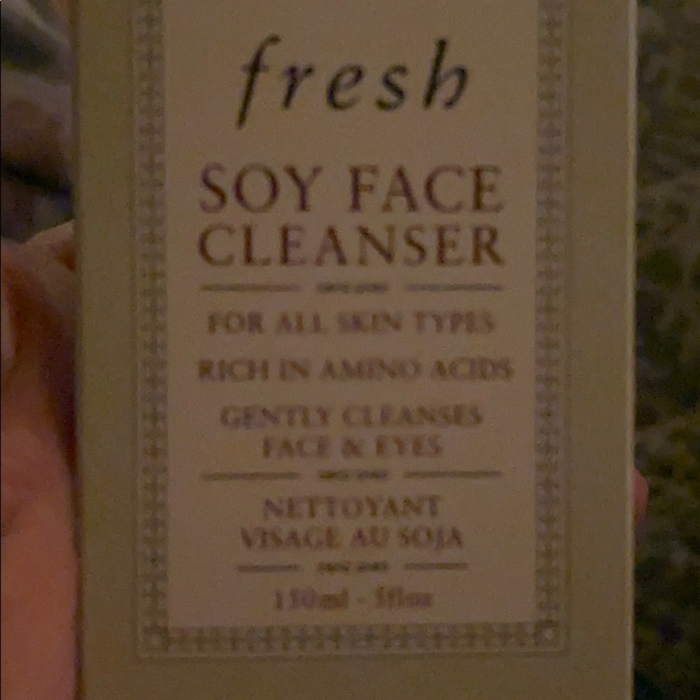 Face cleanser